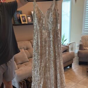 Altr’d State Elegant Sequin Gown